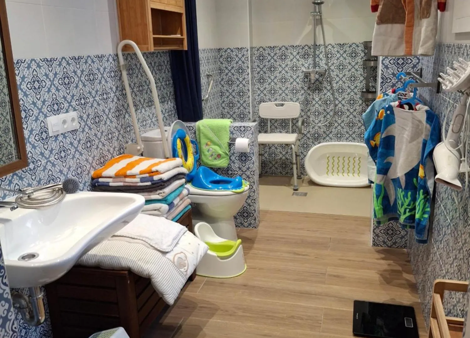 Casa Valparaiso Malaga - 350M From Beach 펜션